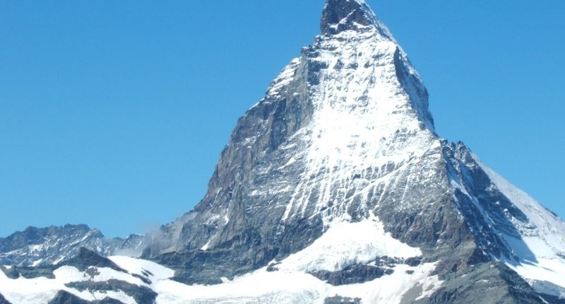 matterhorn_alps_landscape_mountain_alpine_switzerland_peak_nature-770654.jpg!s2